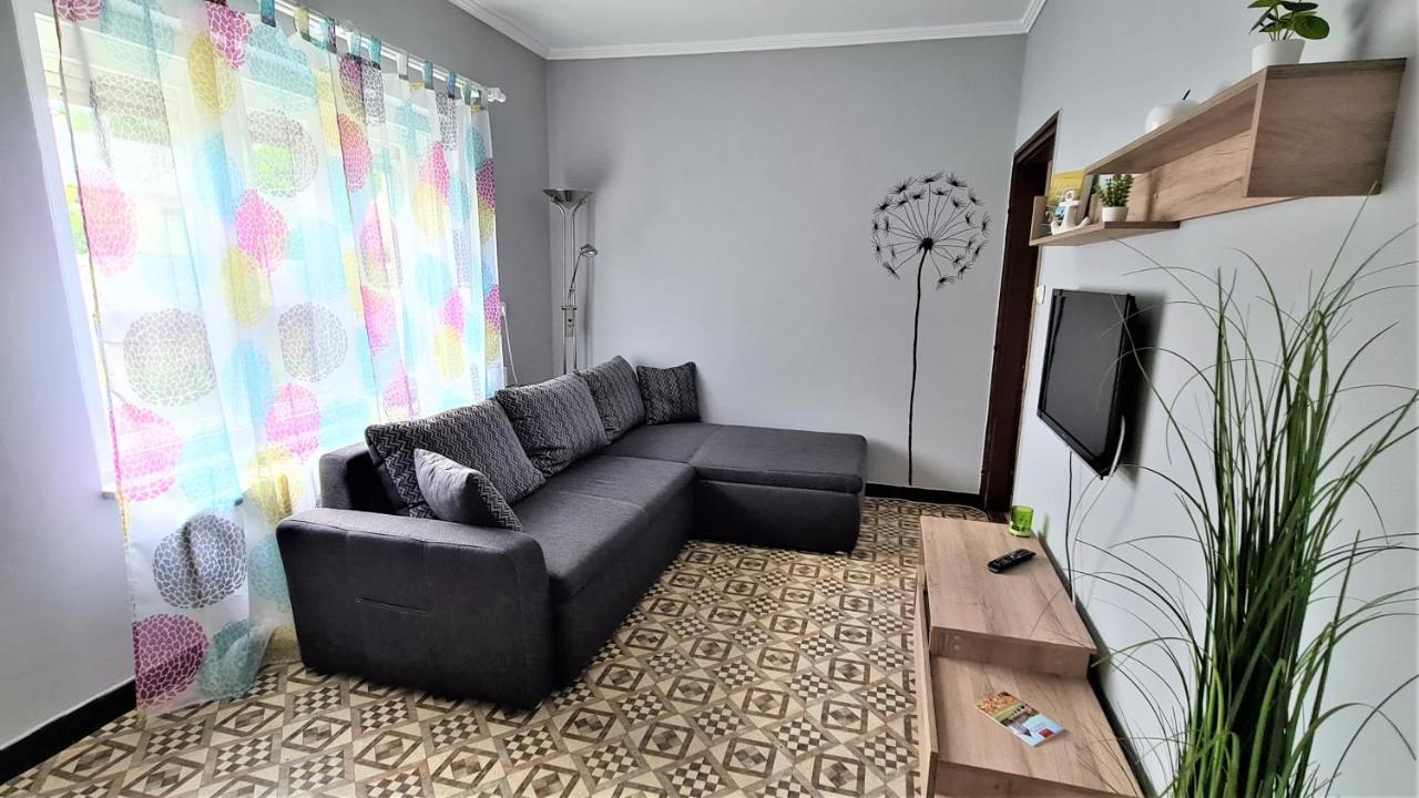 Vitorlas Apartman シャールヴァール エクステリア 写真
