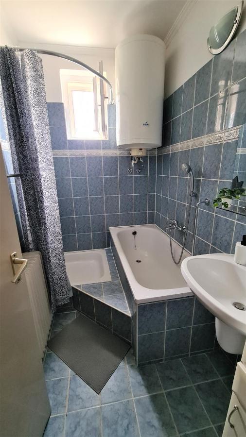 Vitorlas Apartman シャールヴァール エクステリア 写真