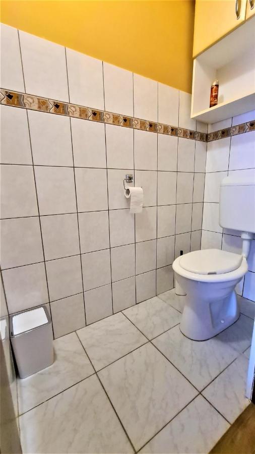 Vitorlas Apartman シャールヴァール エクステリア 写真